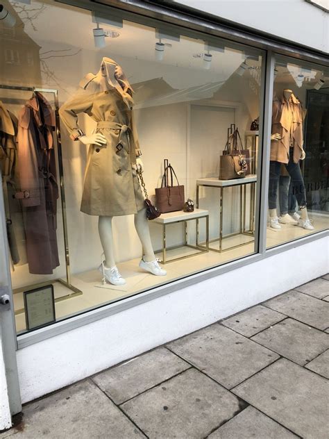 burberry outlet london online shopping|burberry factory shop london outlet.